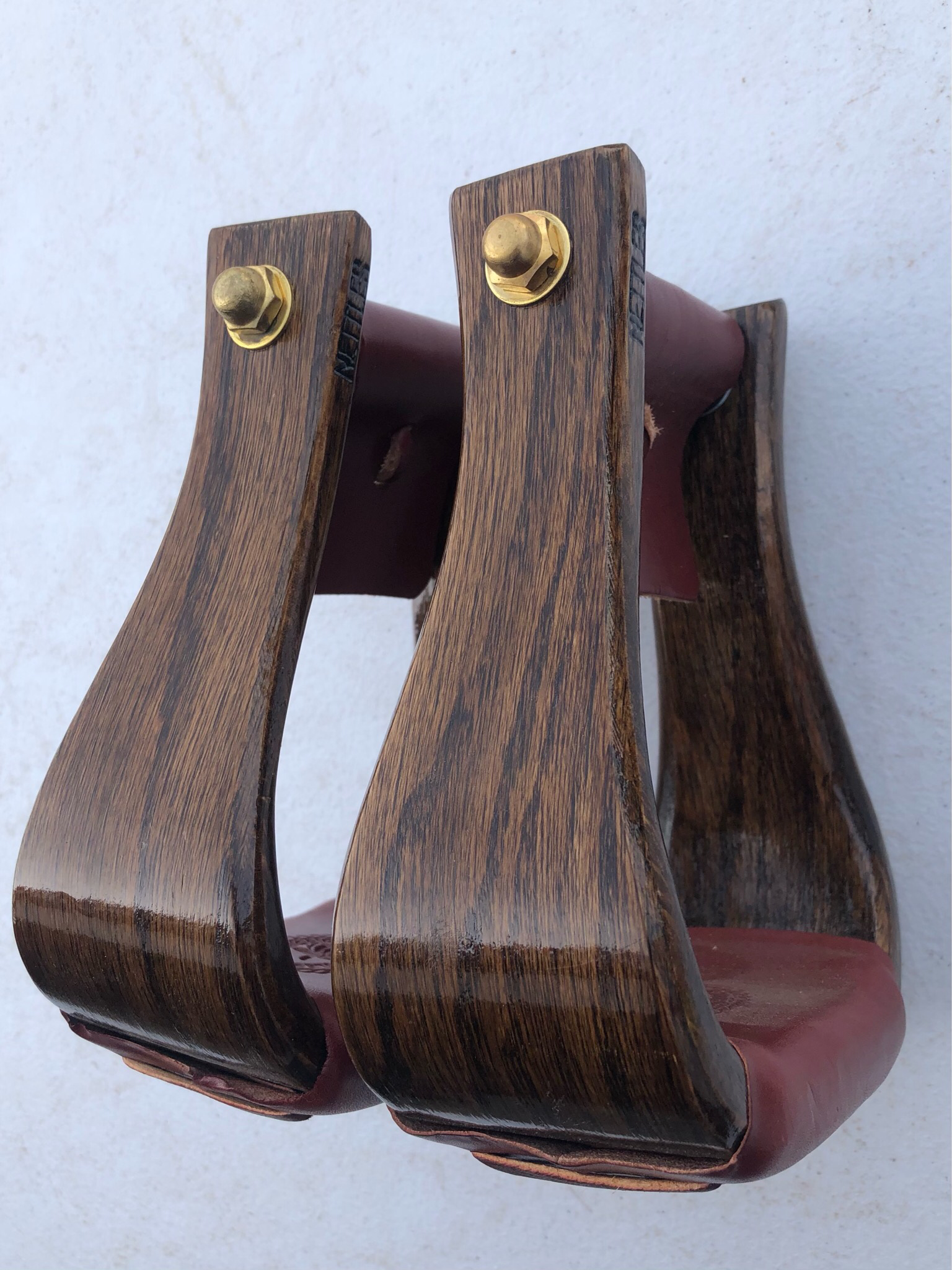 Premier Line The Flatbottom Ronnie Nettles Stirrups With Tread Width In Distressed Raspberry Finish