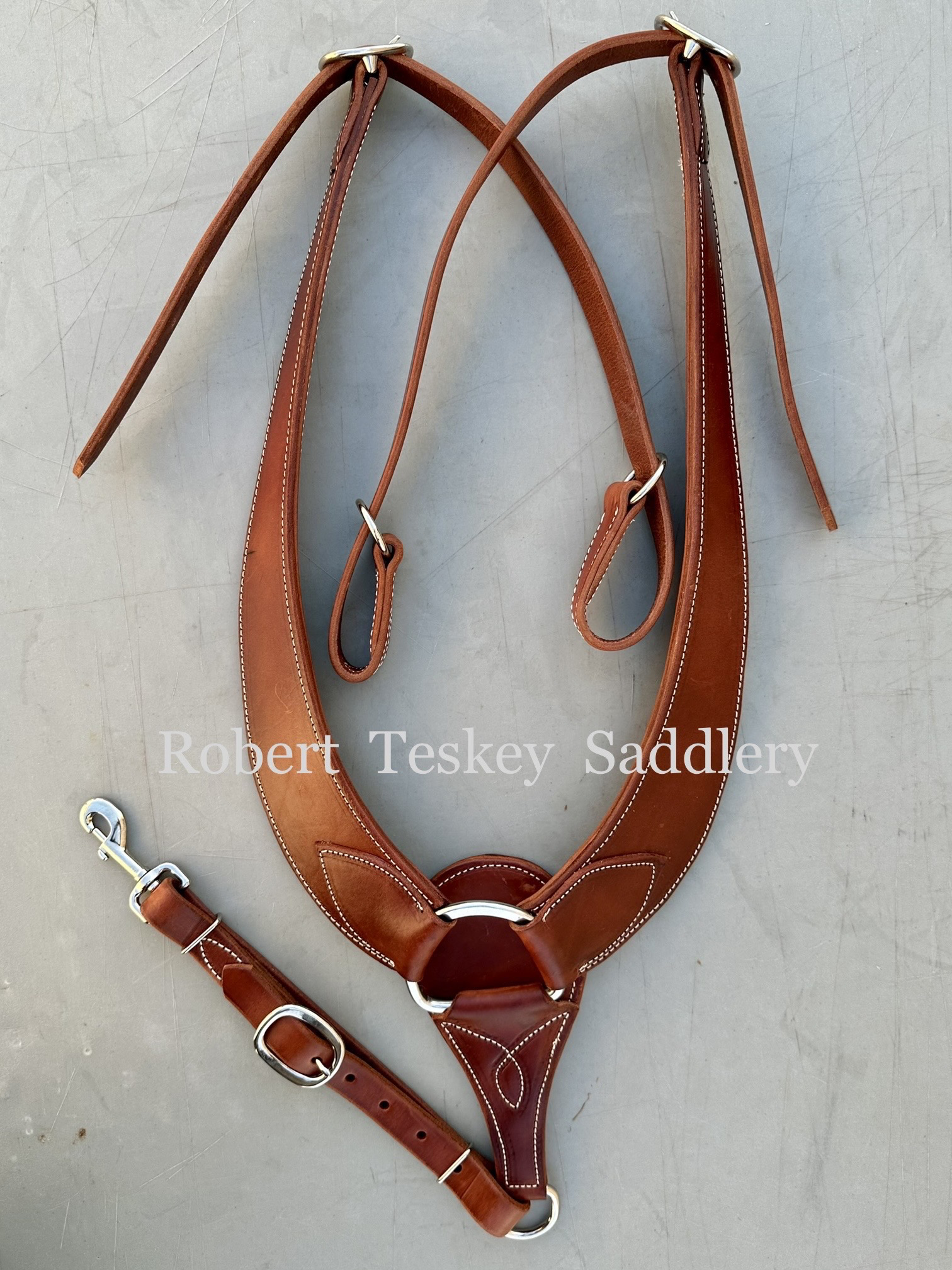Pulling Collarsmooth Leather In Finish With Length Shoulder Pieces & Length Pulling Tugs