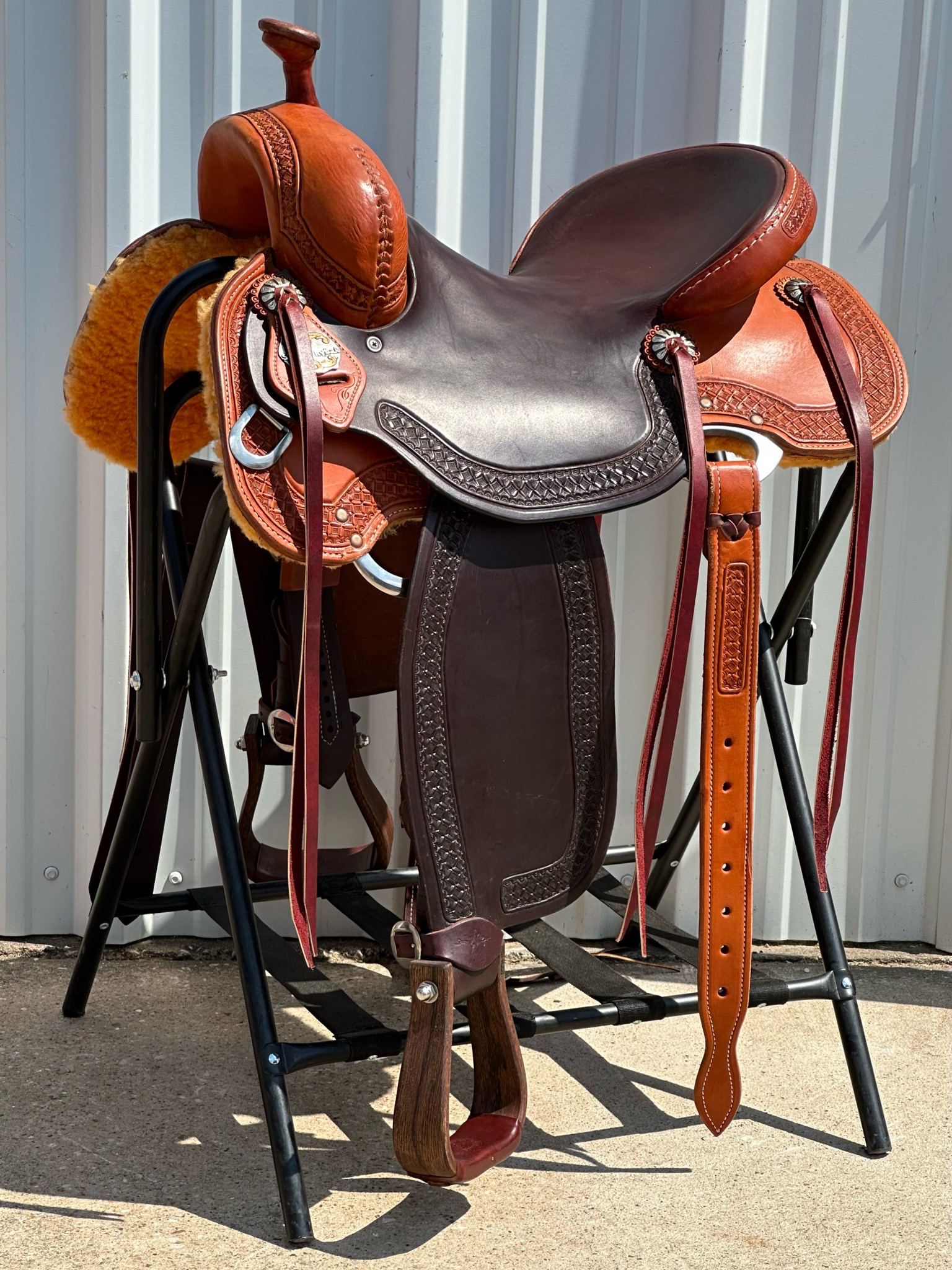 Stuart Rybak CowHorse Saddle with a 15 1/2-inch Slick Out Seat